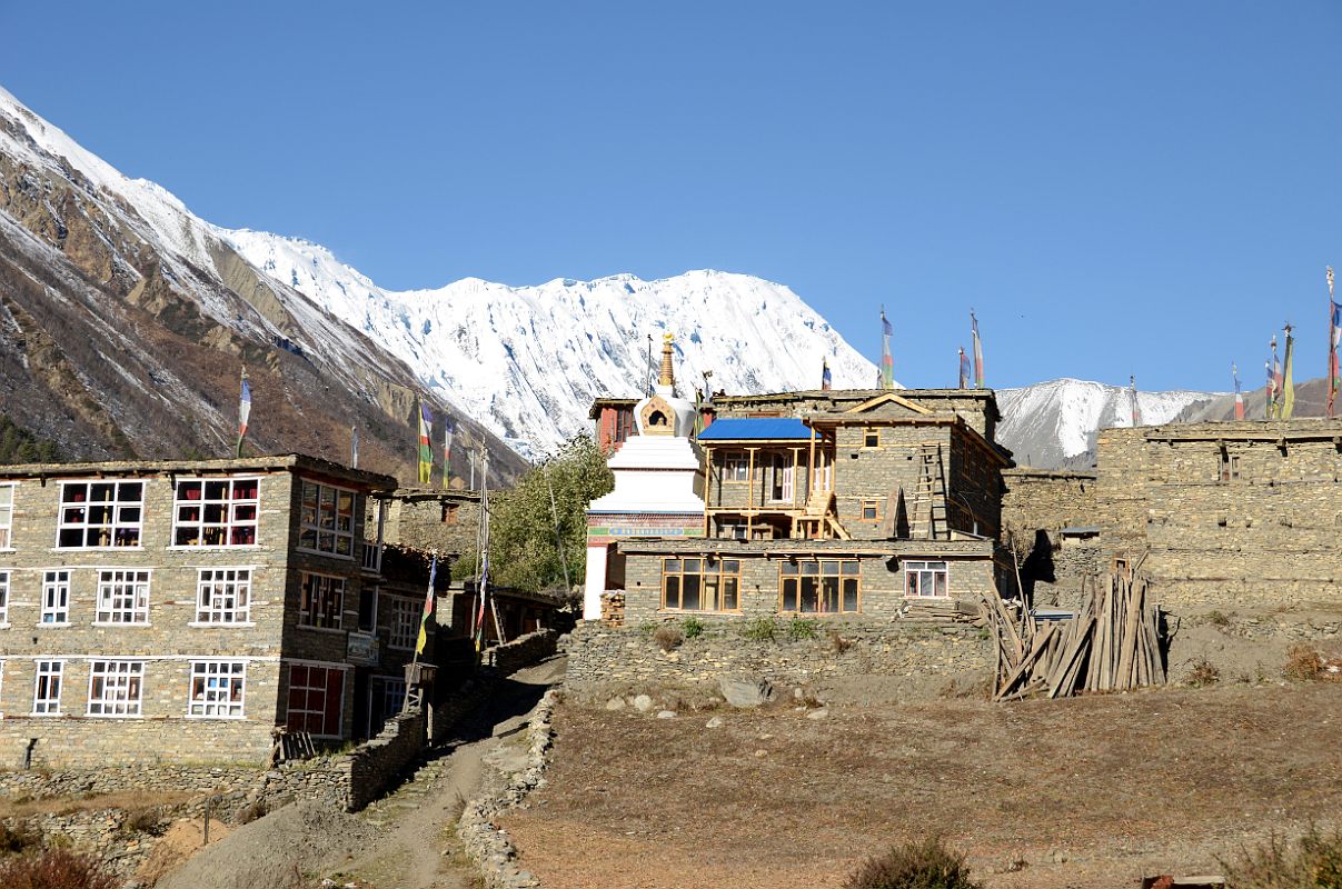 05 Khangsar 3745m With La Grande Barriere Ahead On Trek To Tilicho Tal Lake 